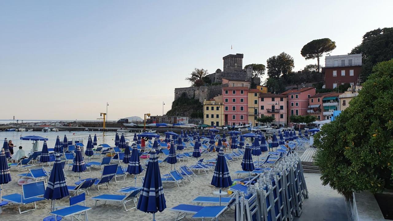 Comodo Al Mare Lerici Extérieur photo